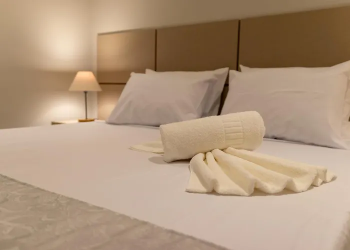 Aira Hotel